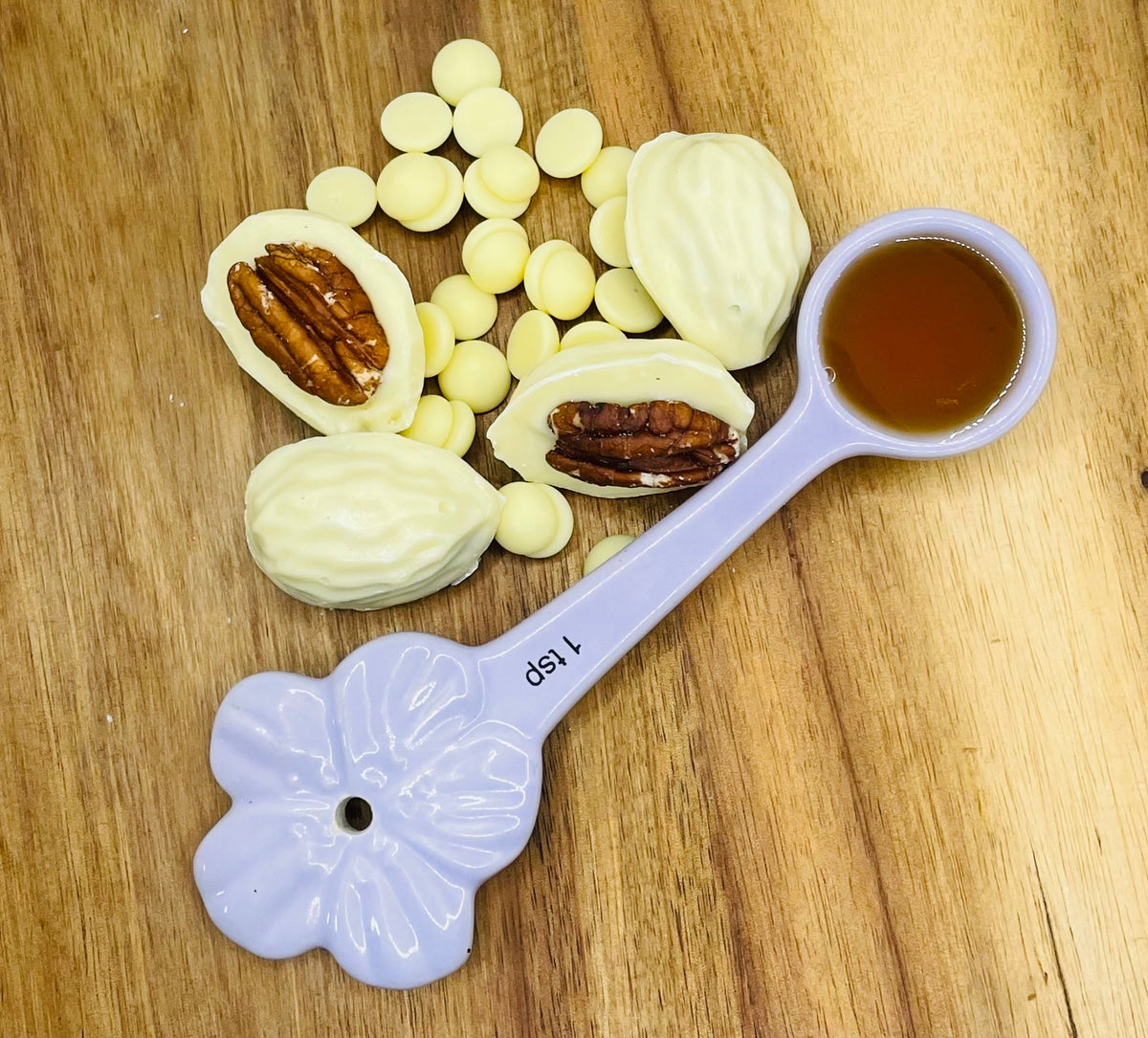 Canadian Maple and Pecan in white chocolate box of six